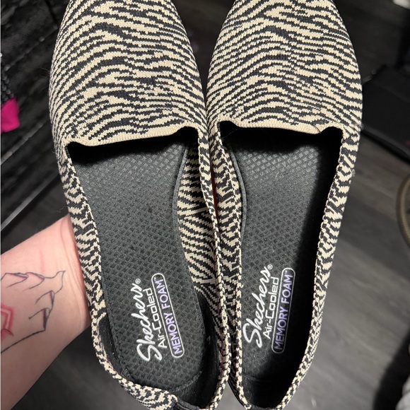 Skechers Shoes - Washable Skechers Women's Zebra Pattern Flats